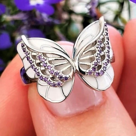 Cubic Zirconia Decor Butterfly Design Ring - Picture 3 of 9